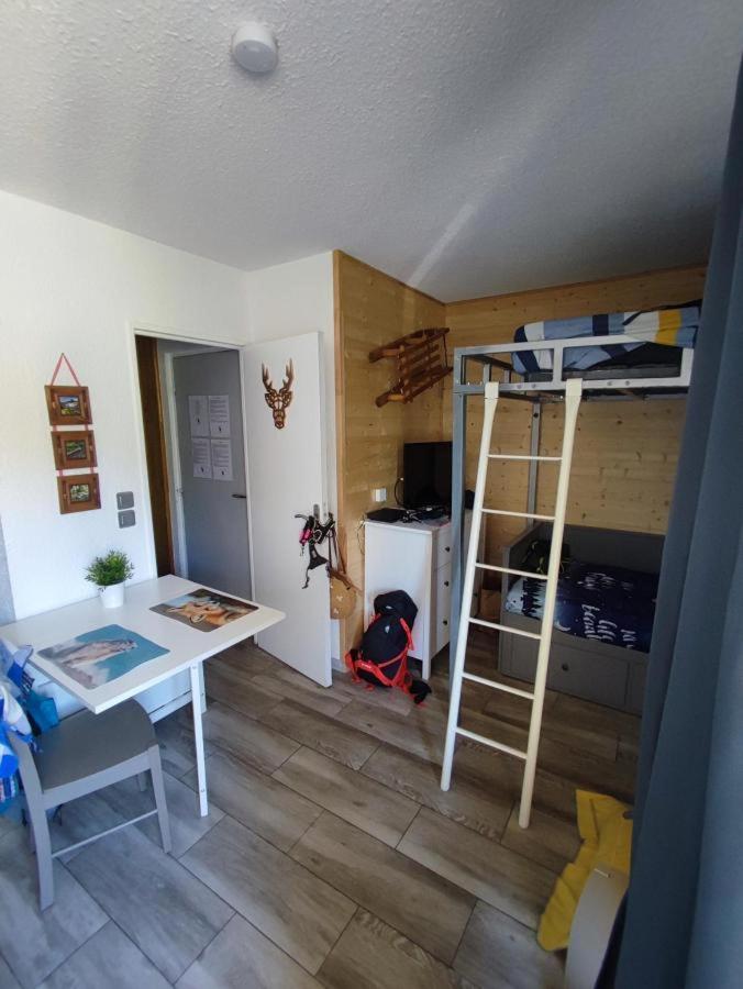 Studio Marmotte Font-Romeu 4 Personnes Avec Balcon Residence Val Soleil Entierement Renove En Juin 2021 Place De Parking & Wifi Gratuit , Draps & Serviettes De Toilettes Non Inclus, Sabanas Y Toallas No Incluidos エクステリア 写真